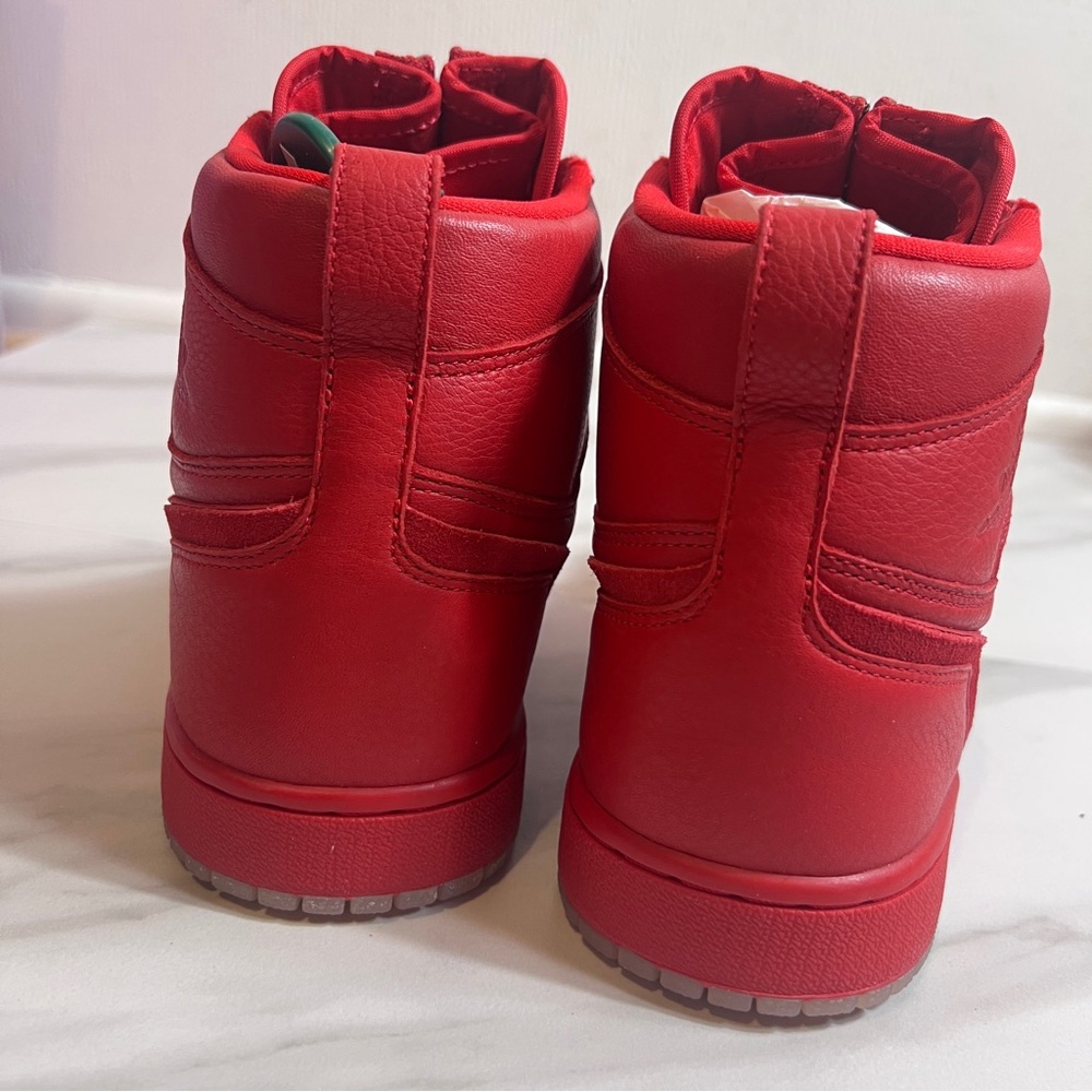 RARE, NEW Vogue x Jordan AWOK J1 High Zip Sneakers - Promo Version! - Picture 9 of 13